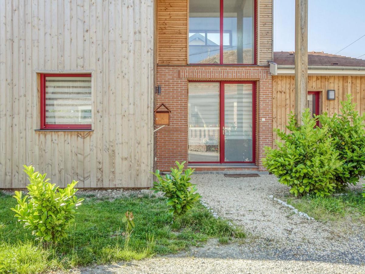 Pleasant Cottage In Challerange Exteriér fotografie